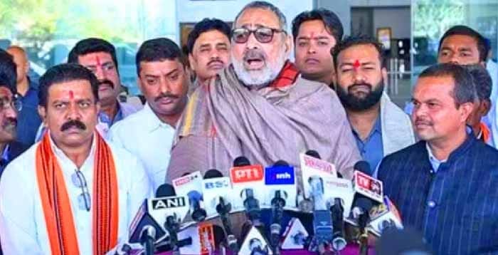 केंद्रीय मंत्री गिरिराज सिंह