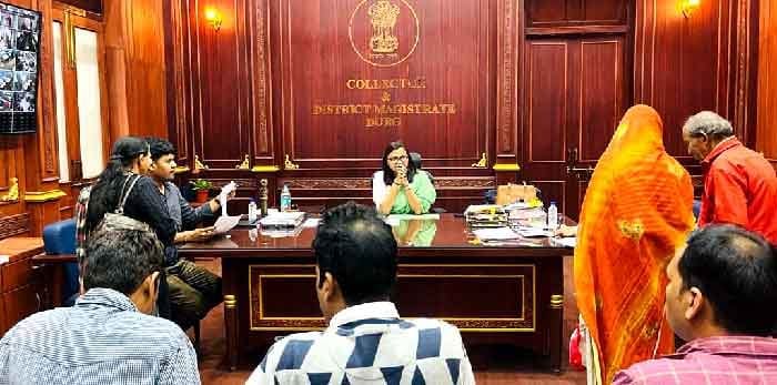 जनदर्शन के आवेदन में हुई त्वरित कार्यवाही कुम्हारी (5)