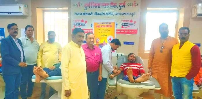 रक्तदान शिविर में 25 यूनिट