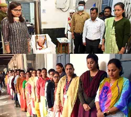 शहीद दिवस पर कलेक्टोरेट में रखा (1) copy