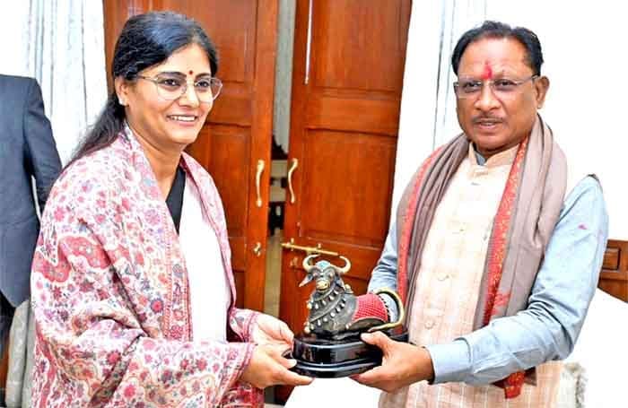 1707669220 773e7bd8192061a695cc