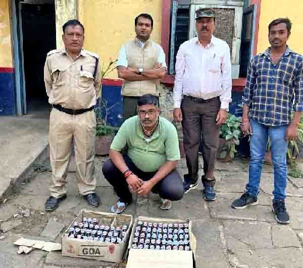 आबकारी विभाग द्वारा जप्त की गई