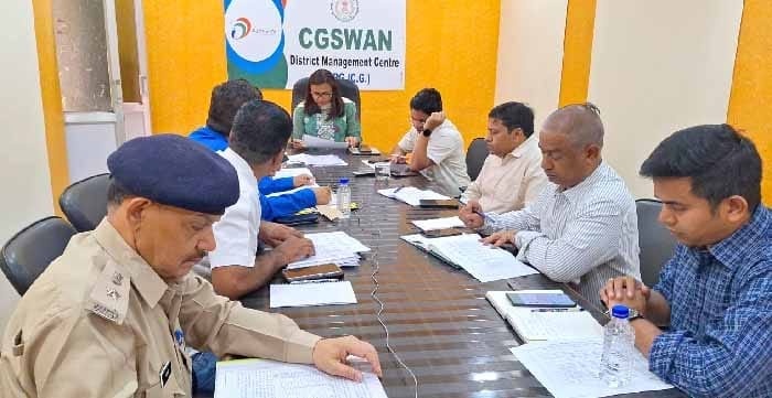 मुख्य सचिव श्री अमिताभ जैन ने विडियो कॉन्फ्रेंसिंग के माध्यम से समीक्षा बैठक (1)