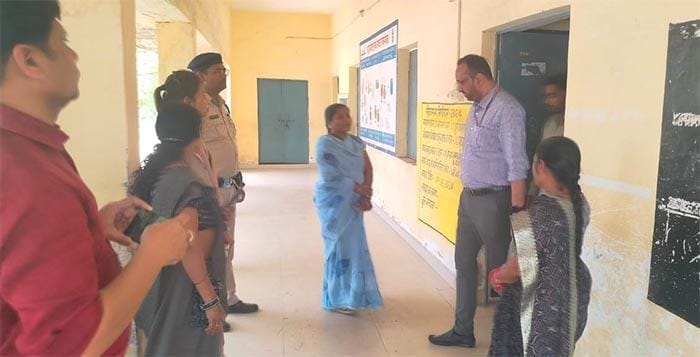 सामान्य प्रेक्षक श्री श्रीकेश लाठकर ने किया (4)