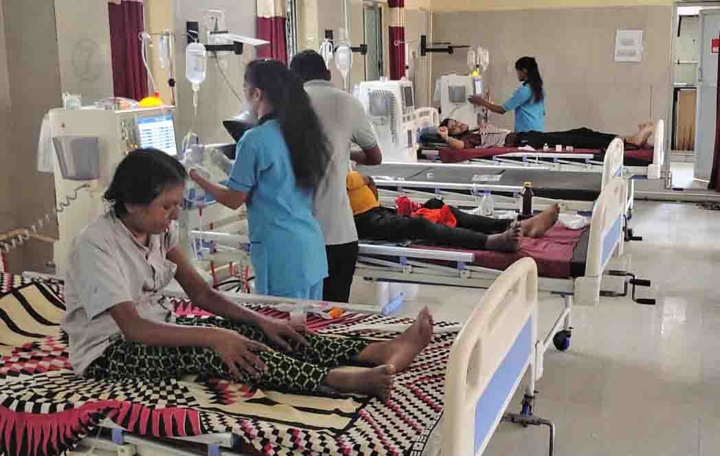 जिला चिकित्सालय दुर्ग में एस्काग संजीवनी द्वारा डायलिसिस यूनिट का संचालन (2)