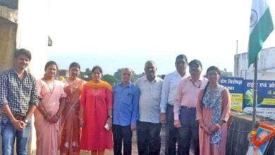 जनसंपर्क कार्यालय में ध्वजारोहण