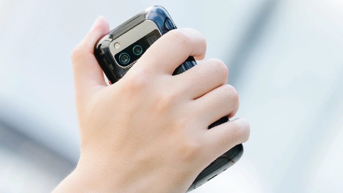 032tq4d unihertz jelly max 625x300 10 July 24.jpg