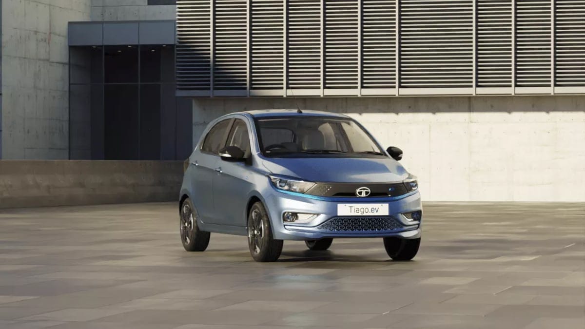 Tata Tiago EV 1 1729959762098.jpg