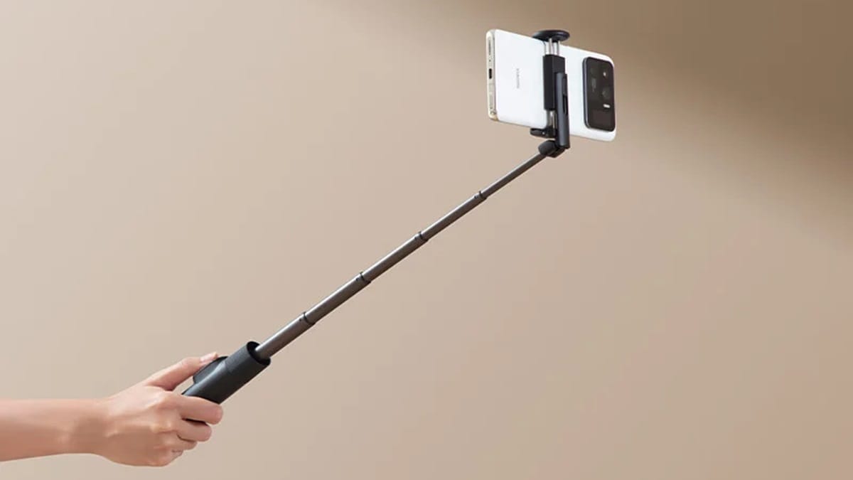 K703l0b8 xiaomi stand style selfie stick mini 625x300 29 October 24.jpg