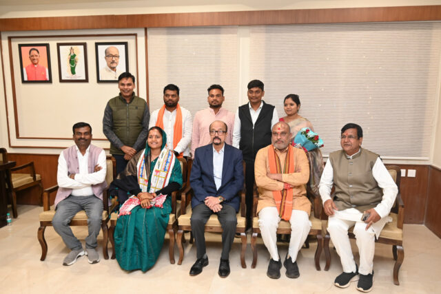 1732697469_4dede3b0918019030fca