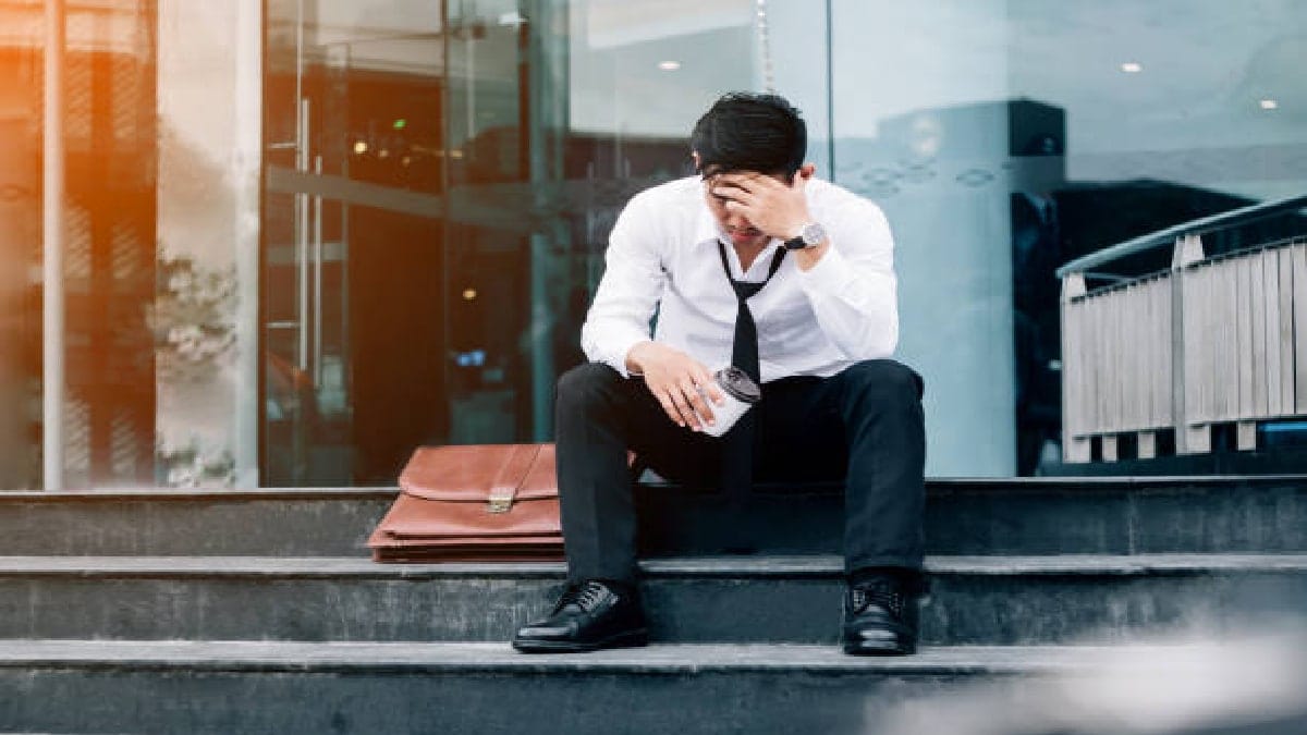 Ae8cc7u job off 625x300 16 November 24.jpg