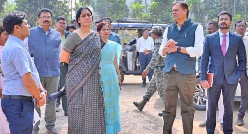 चन्दूलाल चन्द्राकर स्मृति शासकीय चिकित्सा (2)