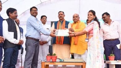 प्राकृतिक चिकित्सा दिवस कार्यक्रम में शामिल हुए स्वास्थ्य मंत्री श्री जायसवाल (3)