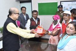 1734255278 094c3393402f674626b4 250x170.jpeg