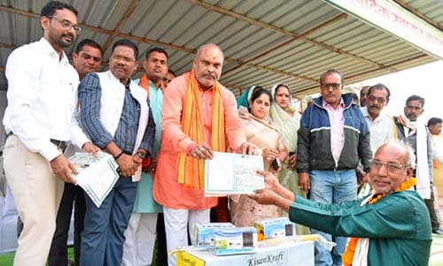 सुशासन सप्ताह अंतर्गत विकासखंडों में किसान सम्मेलन का आयोजन (9)