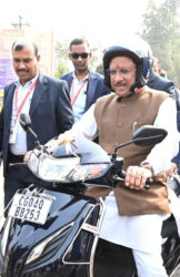 1737031768 ff2825c0197d6ca45103 162x250.jpg