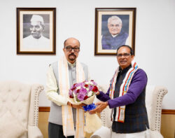 1738740802 38b10b96f44f02ce1a64 250x197.jpeg