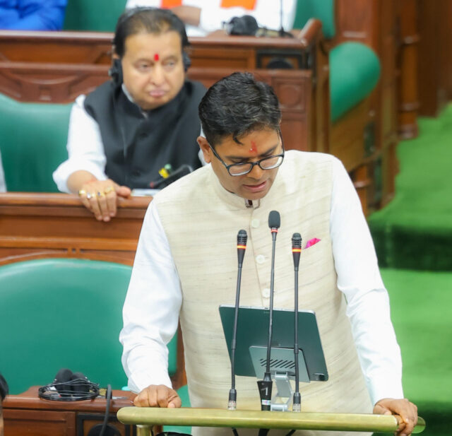 1740996354_07725238cff499e8e715