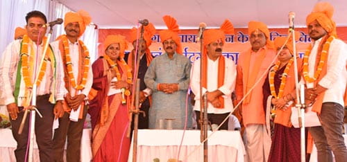 नगर पंचायत पाटन के नवनिर्वाचित अध्यक्ष एवं पार्षदगणों का शपथ ग्रहण समारोह संपन्न (5)