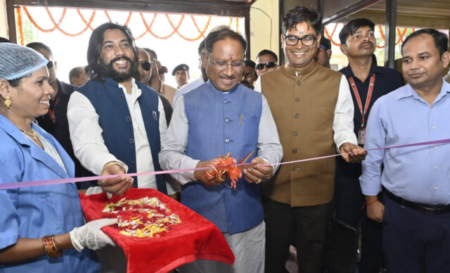 1744376239_ea4f92f6d4fac3227f32