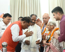 1750941423 81860439ddf90c5a2368 250x201.jpg