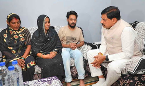 L bhopal061025040450